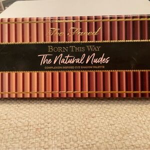 Too Faced Born This Way The Natural Nudes Palette - Brown and Pink
